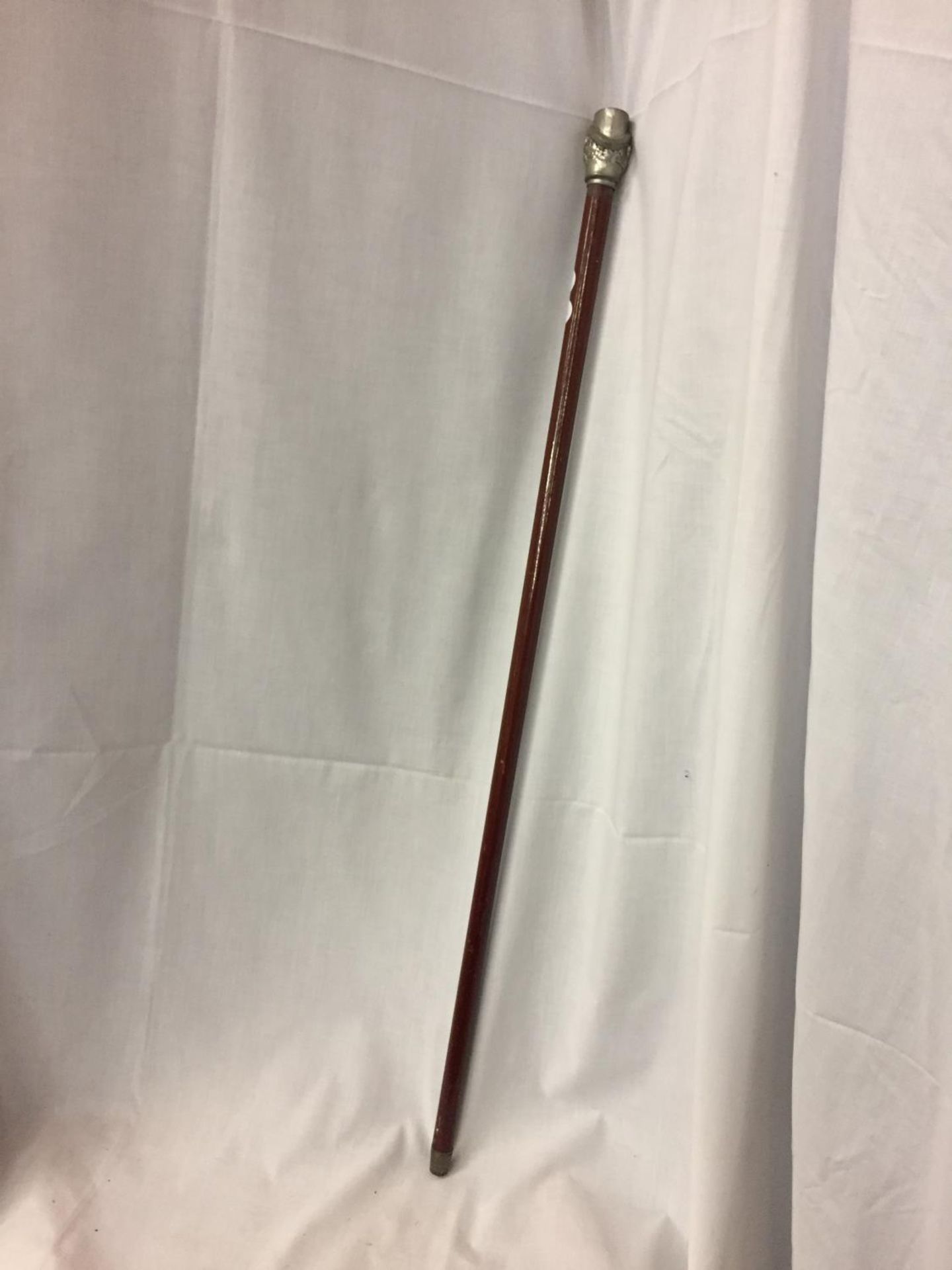 A REGENCY GENTLEMANS HEAD WALKING STICK