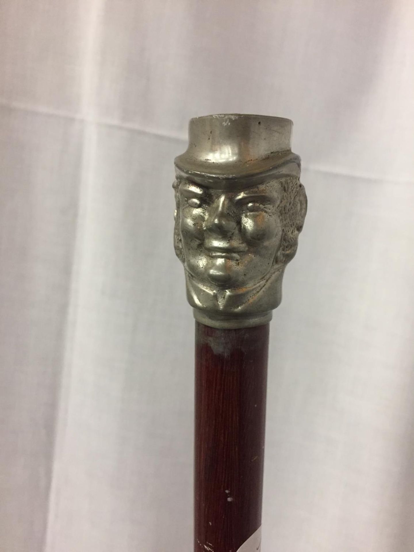 A REGENCY GENTLEMANS HEAD WALKING STICK - Image 3 of 3