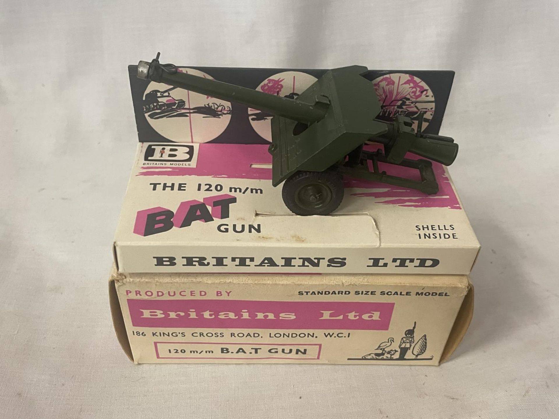 A BOXED BRITAINS 120 MM BAT GUN