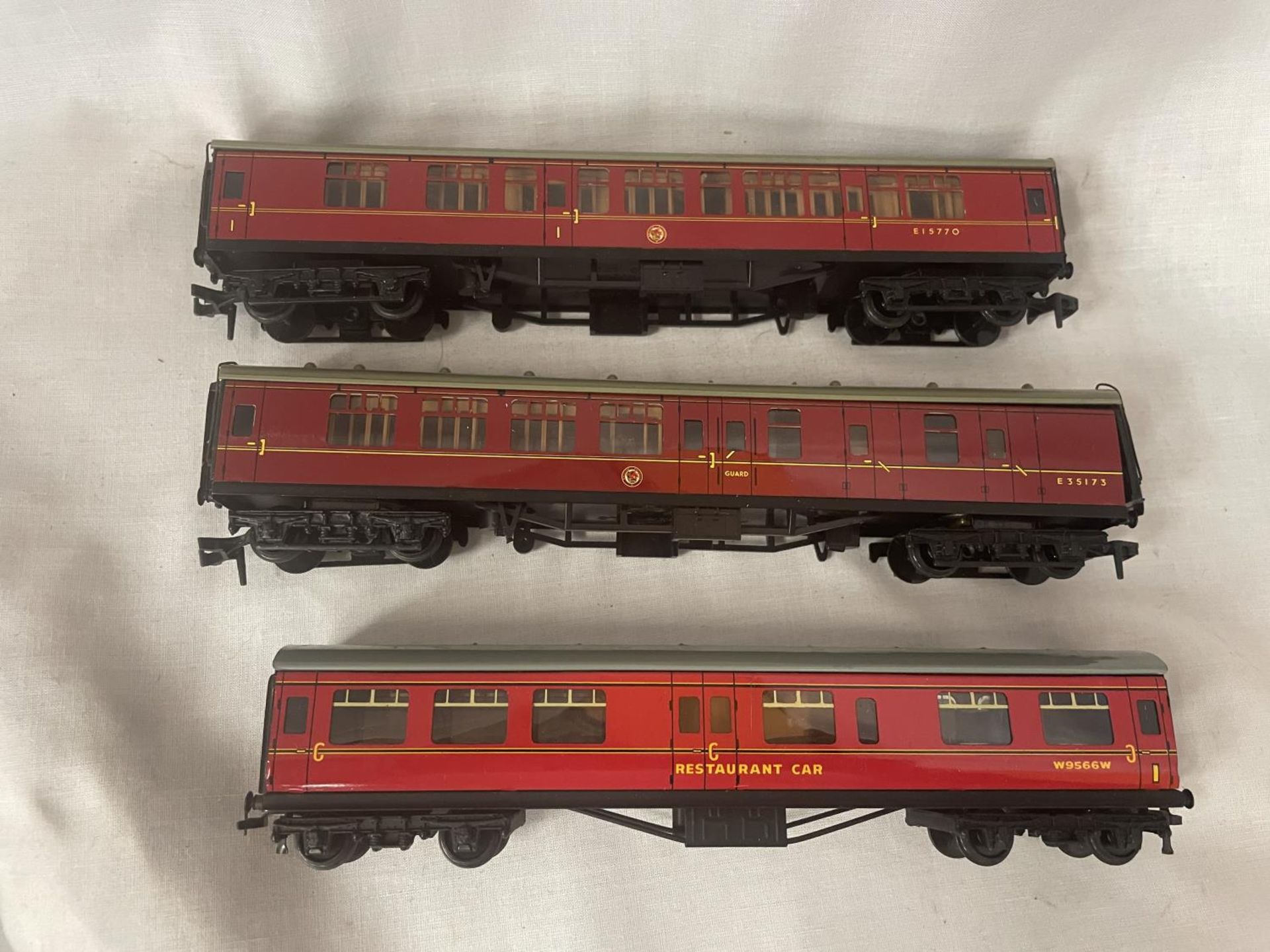 VARIOUS HORNBY DUBLO ITEMS - A 2-6-2 LOCOMOTIVE "DORCHESTER" AND TENDER, A NUMBER 133 CRANE, - Image 6 of 9