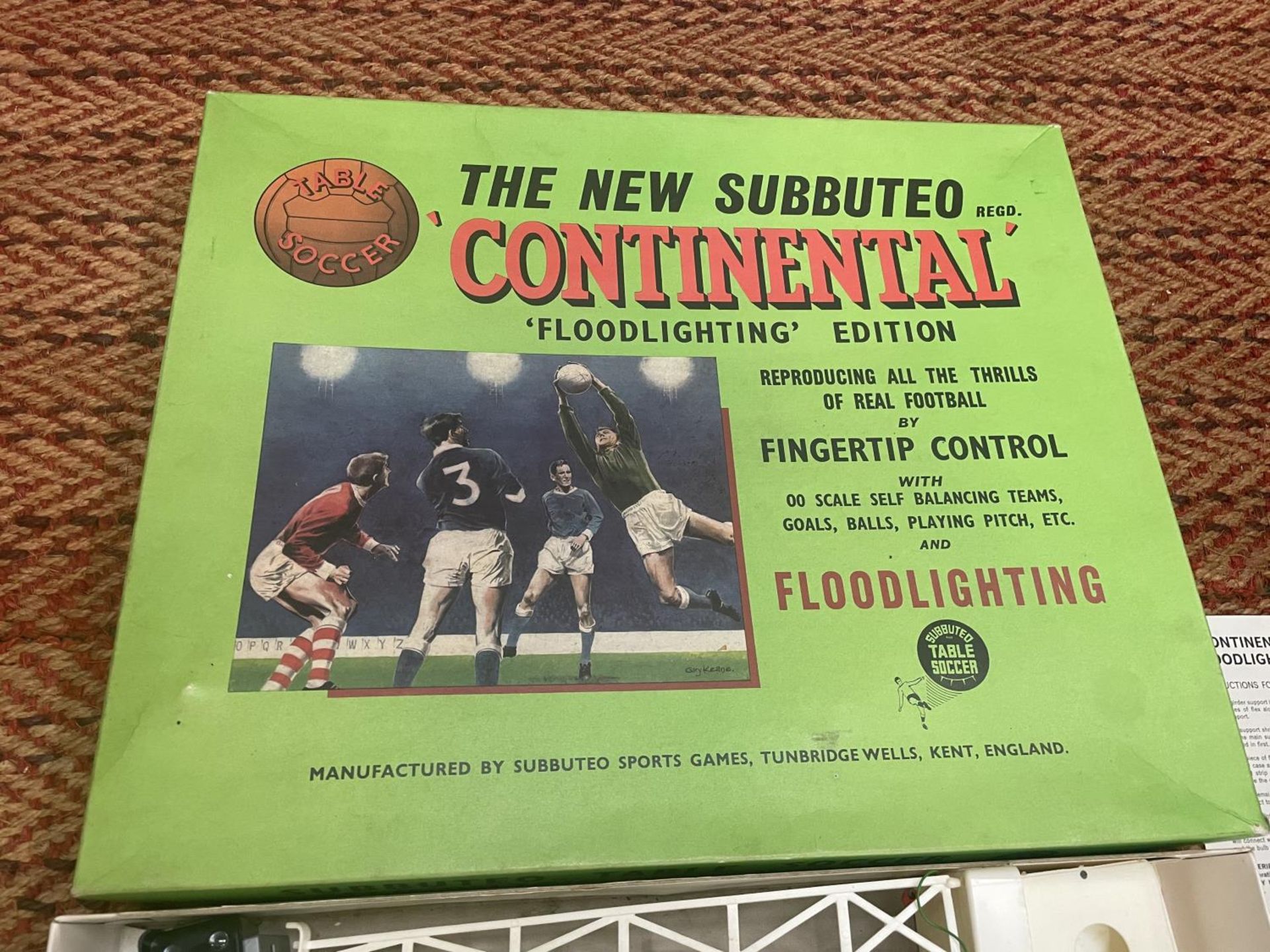 A BOXED SUBBUTEO CONTINENTAL FLOODLIGHTING EDITION FOOTBALL SET - COMPLETE WITH THREE TEAMS, TWO - Image 2 of 7