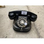 A VINTAGE TTR BELL TELEPHONE FROM THE MFG COMPANY