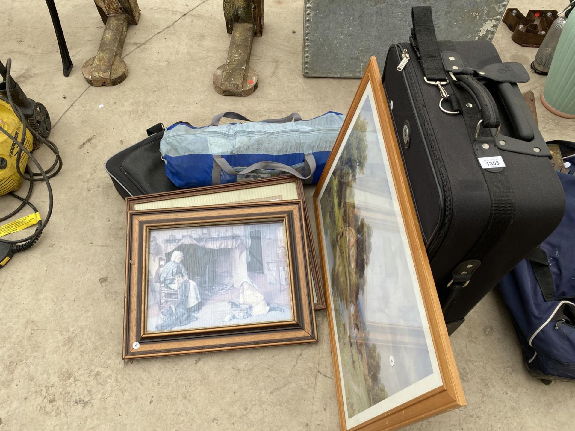 AN ASSORTMENT OF ITEMS TO INCLUDE A SUITCASE, FRAMED PRINTS AND PICTURES ETC