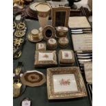 AN ASSORTMENT OF WEDGEWOOD CLIO TRINKET BOXES, PHOTO FRAMES AND A CLOCK