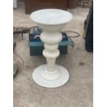 A DECORATIVE MARBLE JARDINAIRE STAND