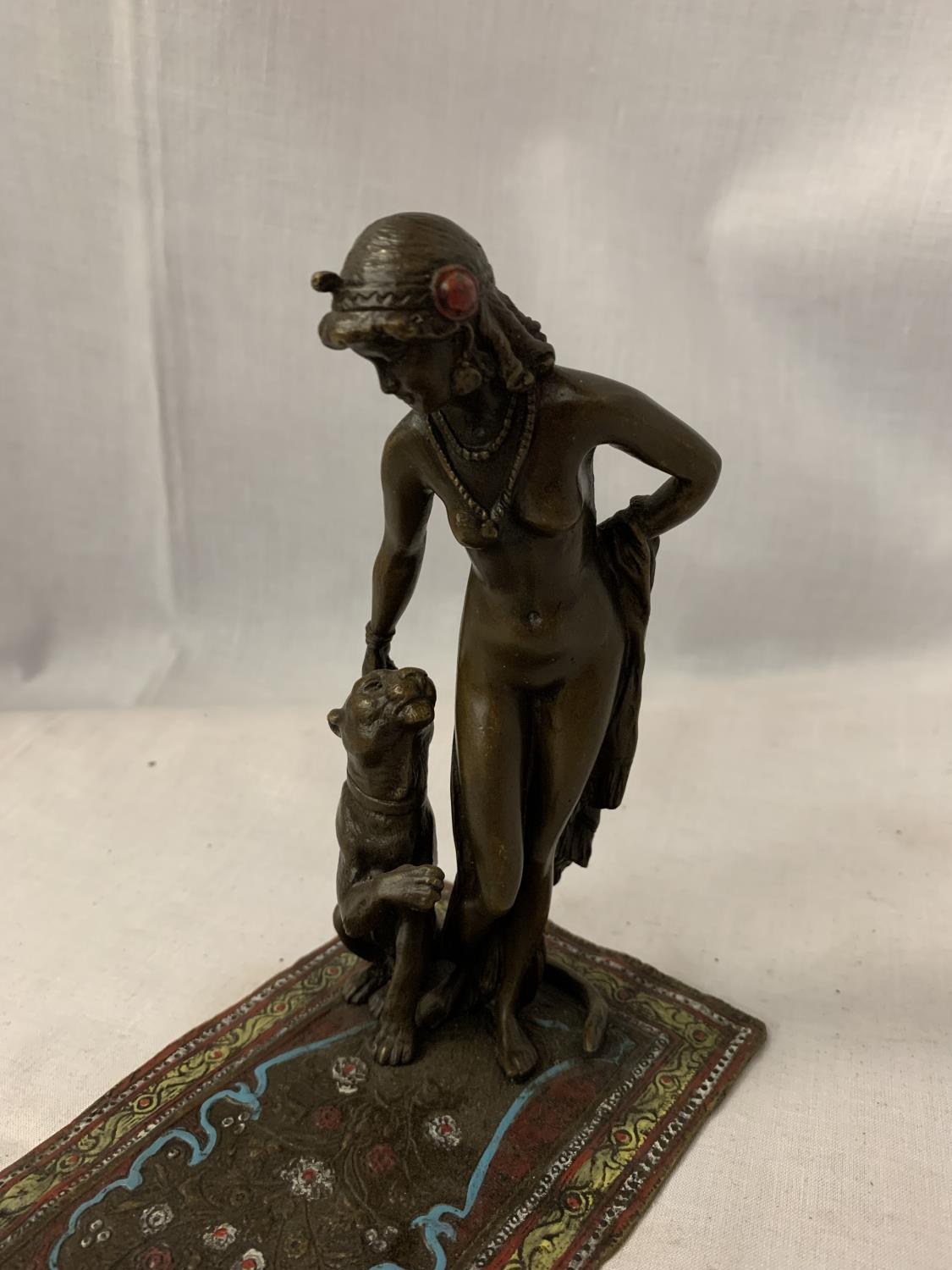 A BERGMAN STYLE COLD PAINTED NAN GREB BRONZE IN THE FORM OF A DANCER AND LIONESS H: APPROXIMATELY - Image 3 of 3