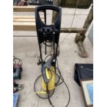 A KARCHER B202 PRESSURE WASHER