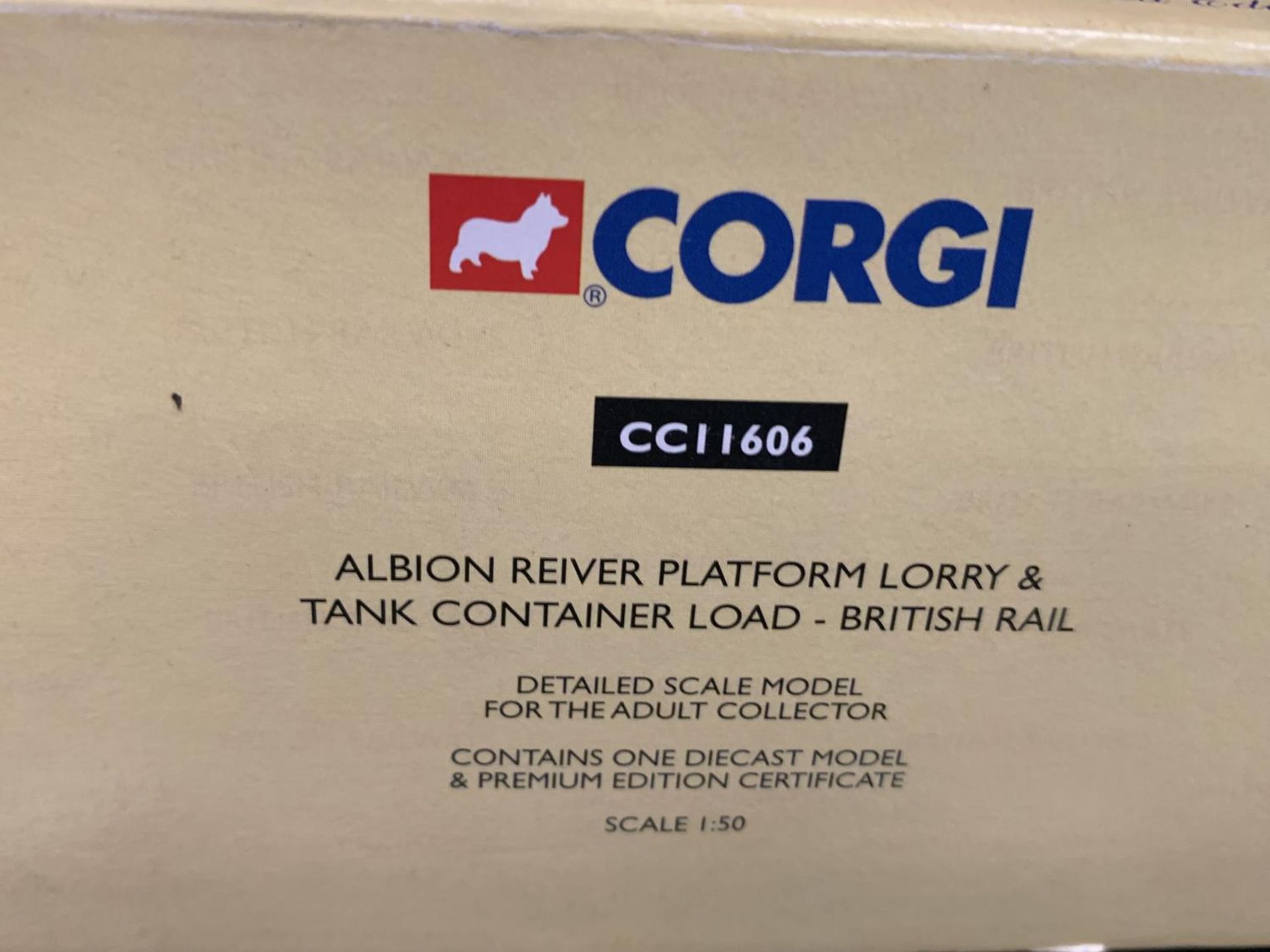 A BOXED CORGI BRITISH RAILWAYS LIMITED EDITION ALBION REIVER PLATFORM LORRY & TANK CONTAINER LOAD ' - Image 3 of 3