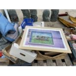 AN ASSORTMENT OF HOUSEHOLD CLEARANCE ITEMS TO INCLUDE FRAMED PRINTS, CERAMIC PLATES AND GLASSWARE