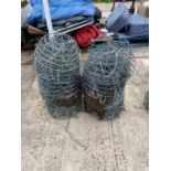 A QUANTITY OF APPROX 60 14" WIRE HANGING BASKETS WITH HANGING CHAINS