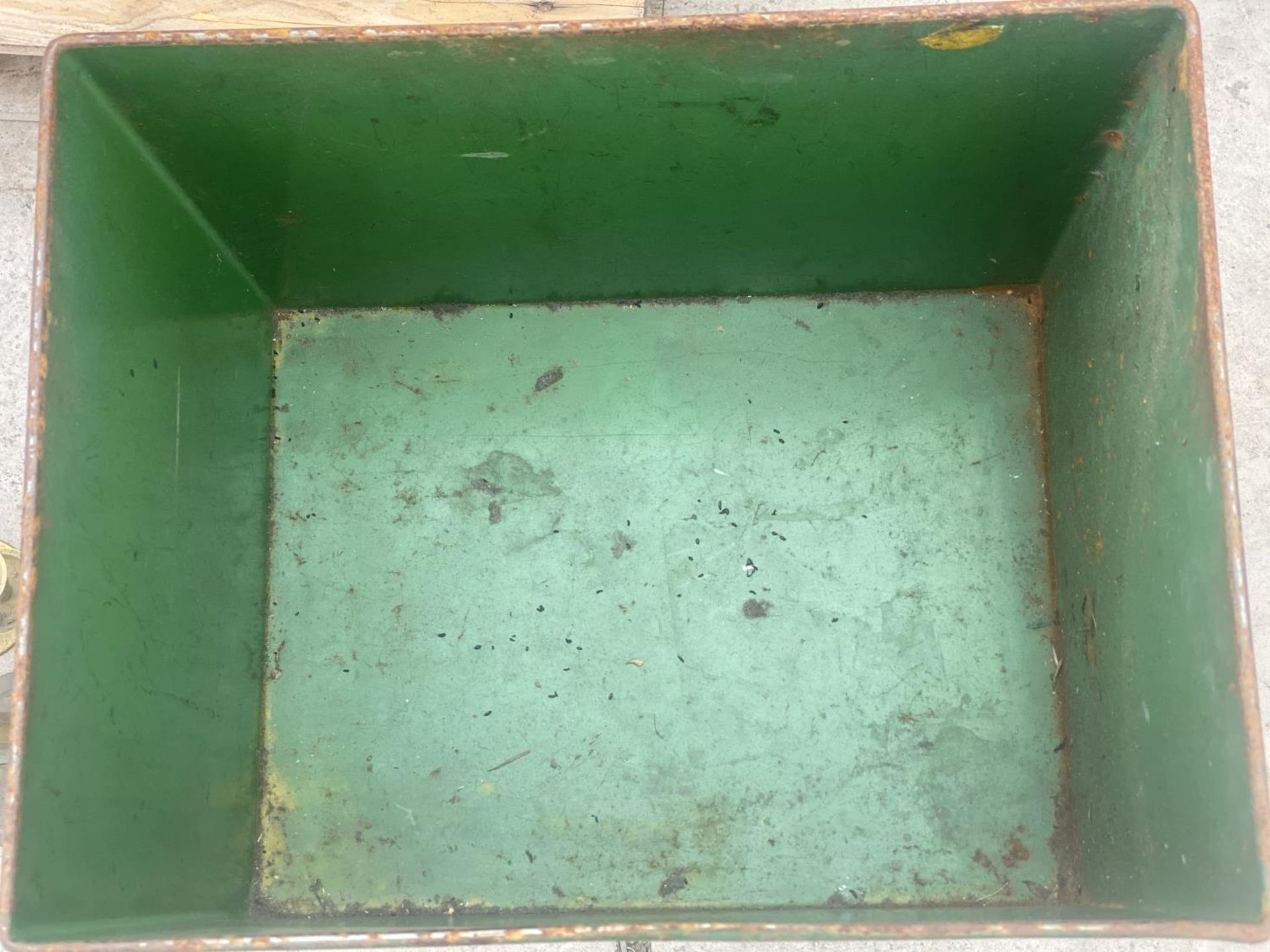 A WHEELED METAL STORAGE CONTAINER - Image 2 of 2