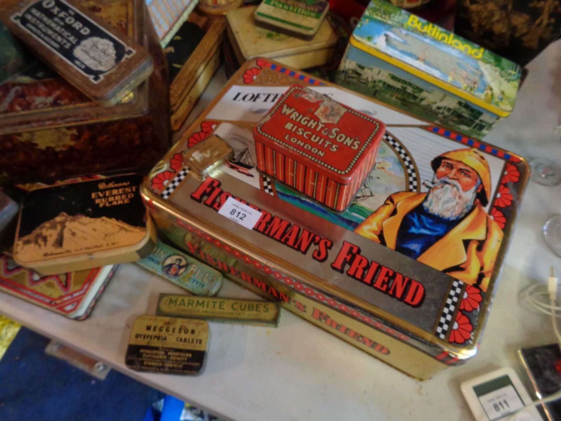 A LARGE COLLECTION OF VARIOUS VINTAGE TINS TO INCLUDE A FISHERMANS FRIEND , WRIGHT & SONS - Image 2 of 4