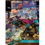 A LEGO TECHNIC BUILDING/CONSTRUCTION SET 8527