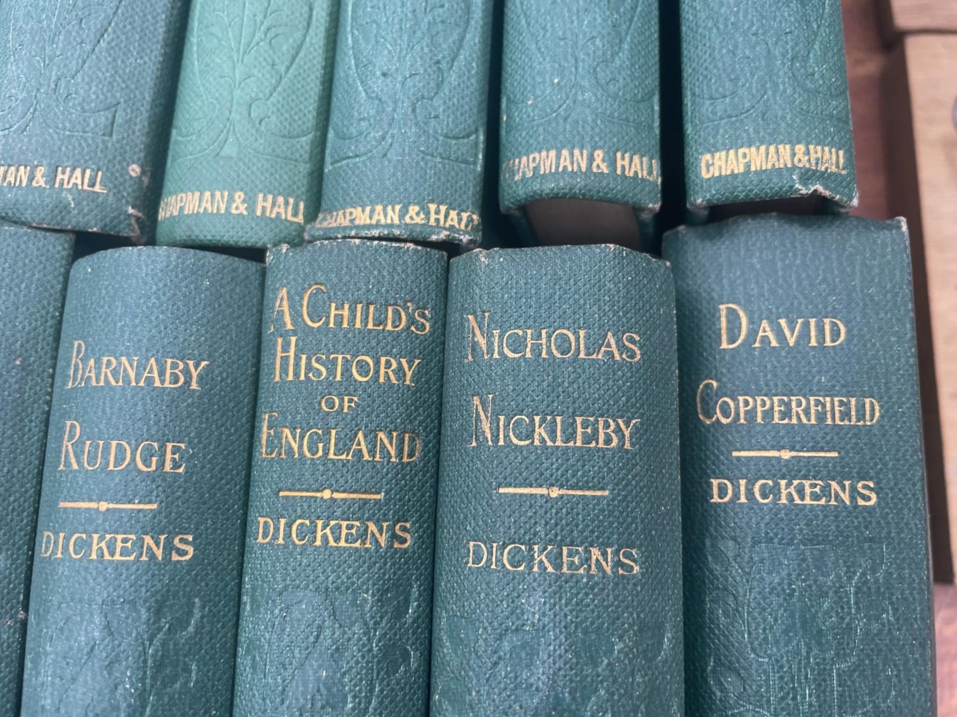 A QUANTITY OF HARD BACK CHARLES DICKENS BOOKS - Image 2 of 5