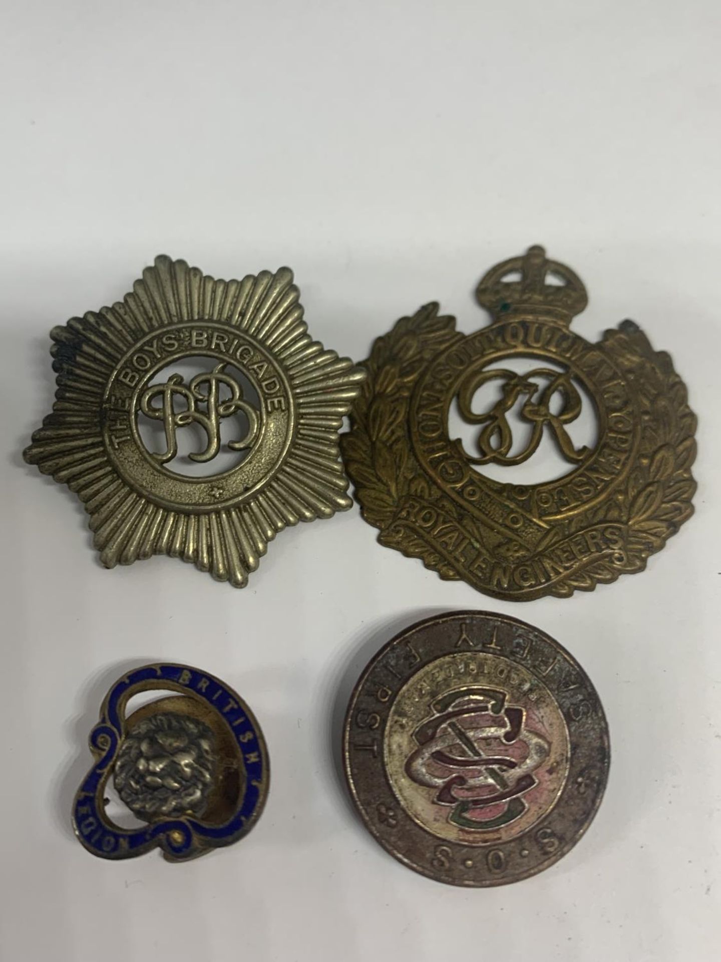 ELEVEN VARIOUS MILITARY BADGES - Image 4 of 8