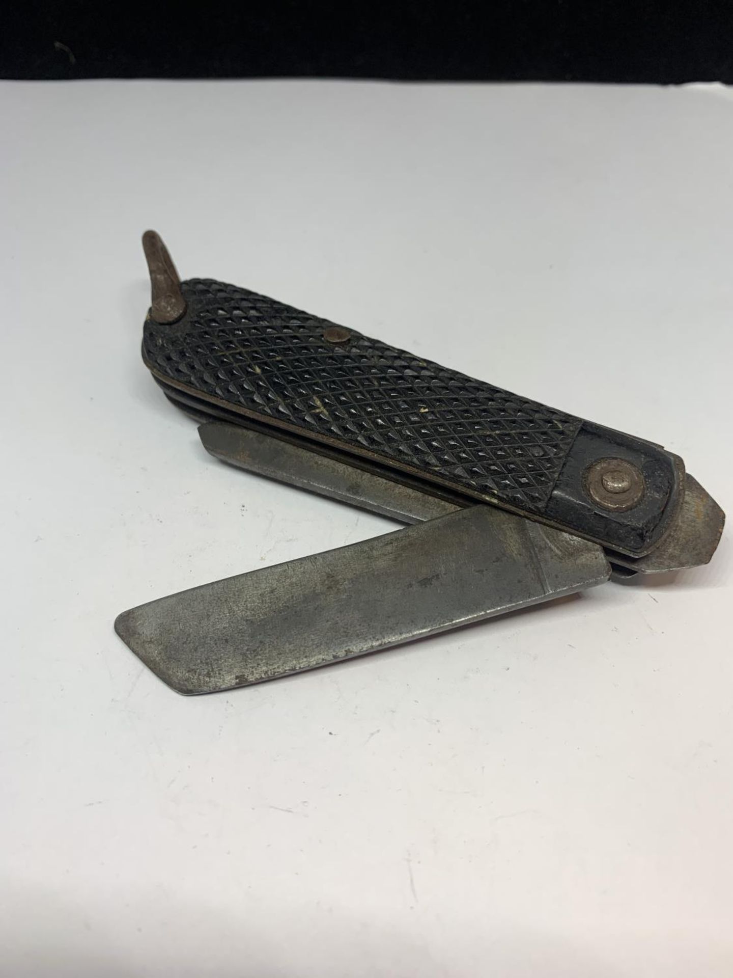 AN ARMY PEN KNIFE - Image 3 of 4