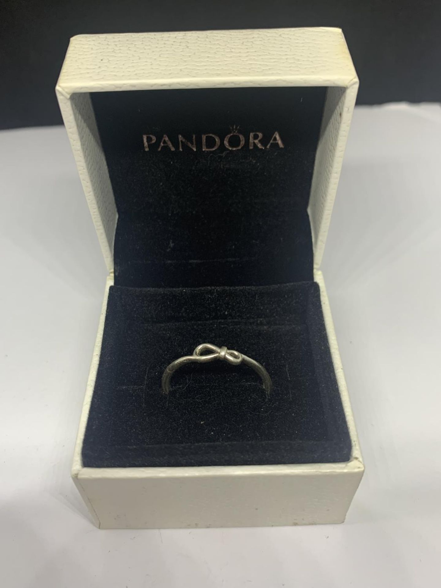A BOXED PANDORA SILVER RING SIZE S - Image 2 of 6