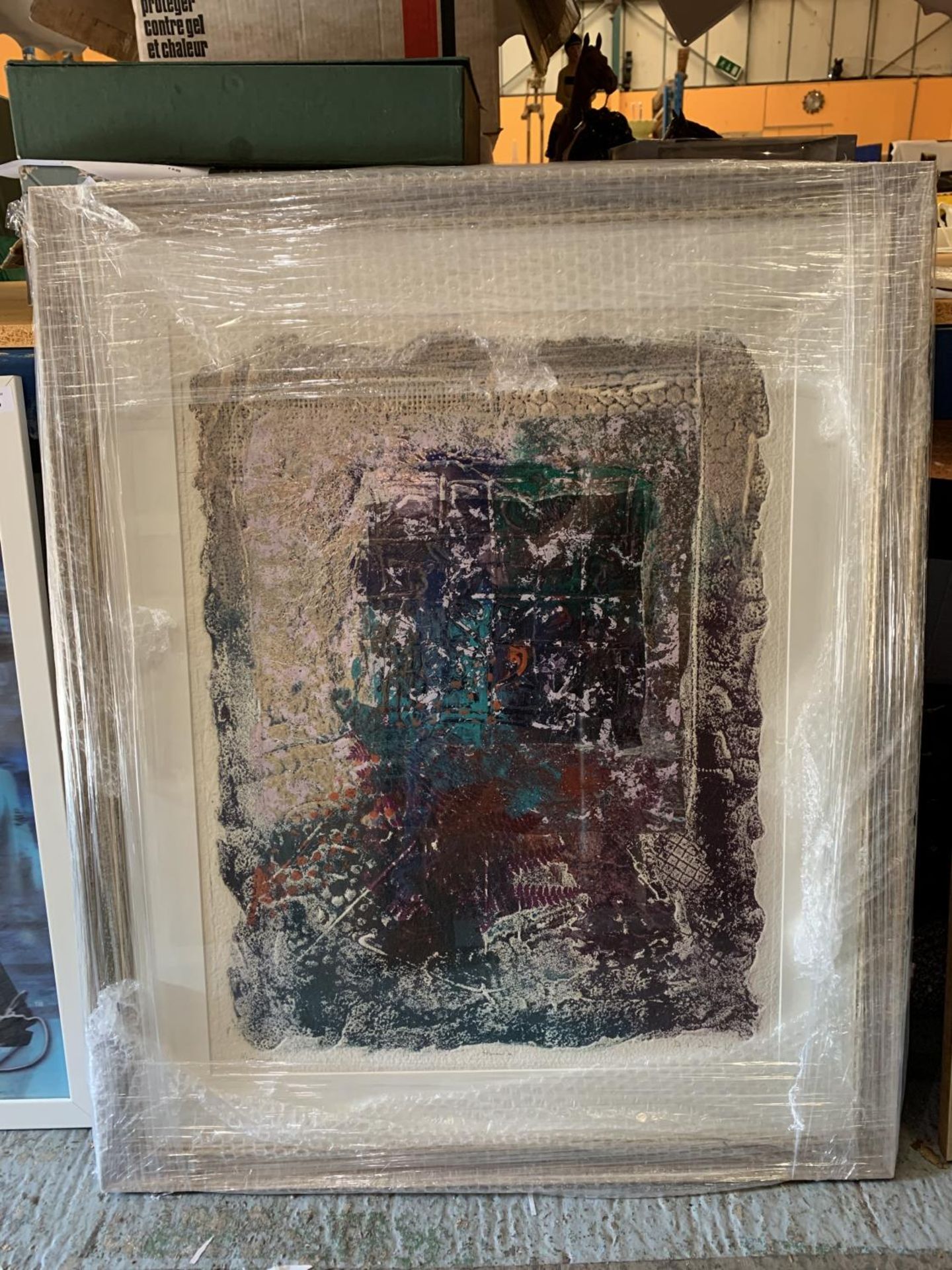 A LARGE FRAMED ABSTRACT PICTURE - Image 2 of 4