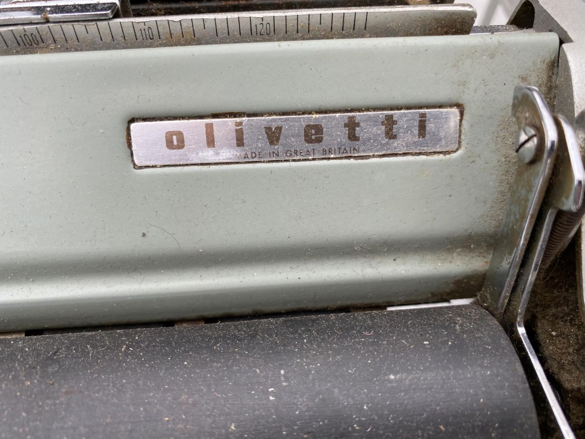 A VINTAGE LEXIKON 80 TYPEWRITER - Image 4 of 4