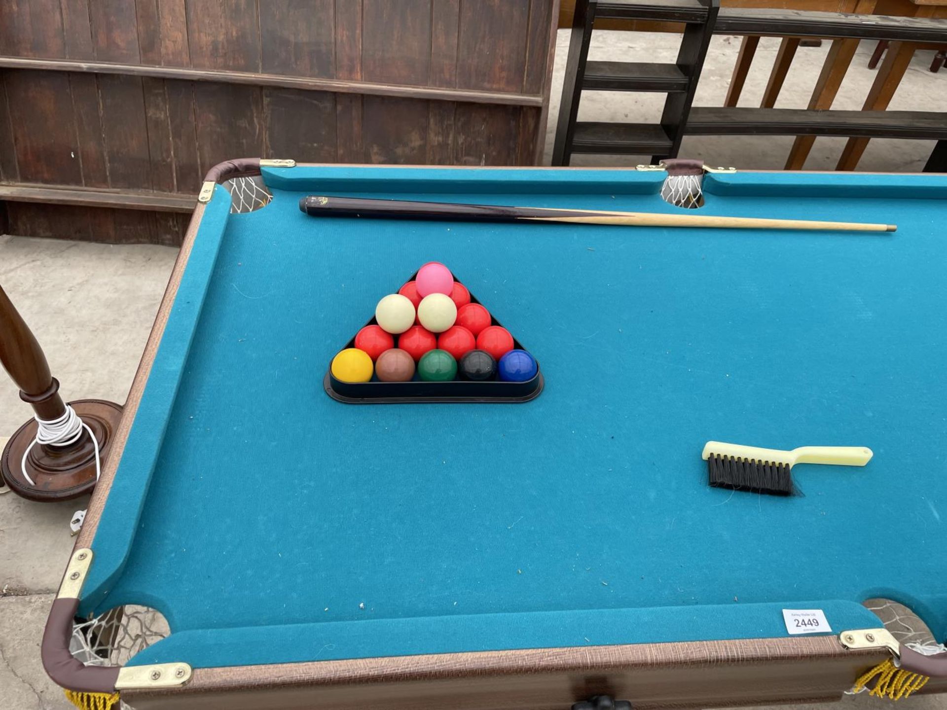 A MODERN SOLEX POOL/SNOOKER TABLE COMPLETE WITH BALLS AND ONE CUE, 60X32" - Image 2 of 5