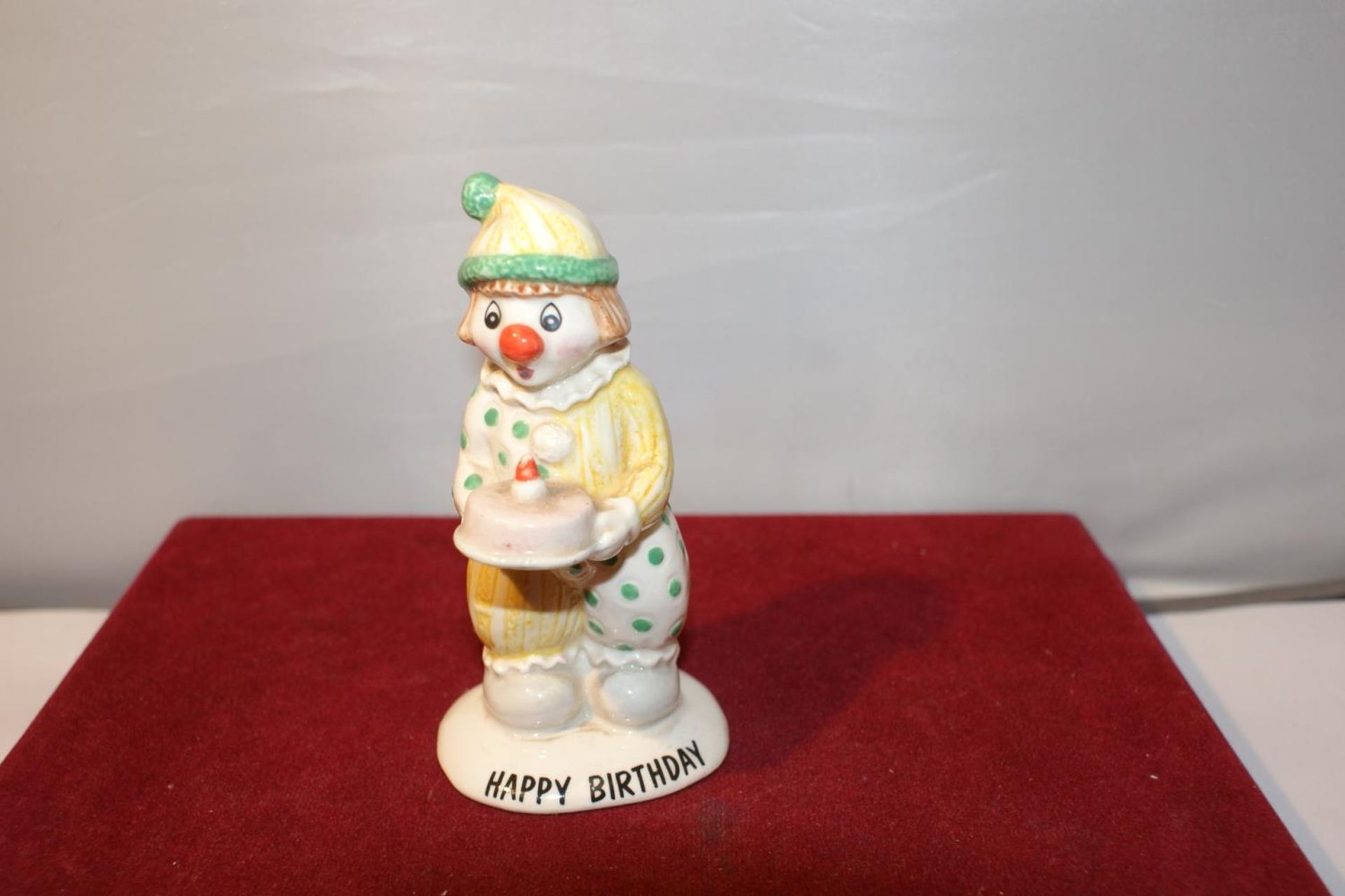 THREE BESWICK CLOWNS - HAPPY BIRTHDAY, GOD LOVES ME ETC - Image 2 of 4