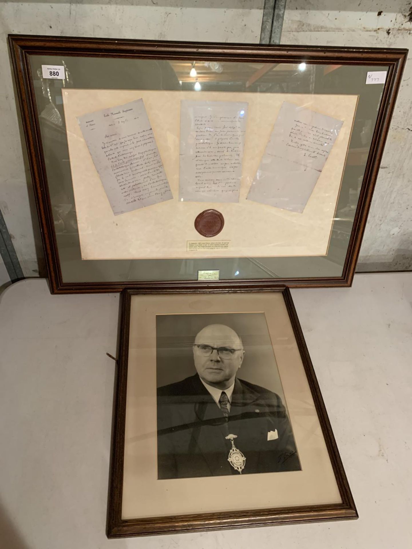 A FRAMED FASCIMILE OF A LETTER WRITTEN FROM LOUIS PASTEUR TO WILLIAM HENRY PERKIN AND A FRAMED