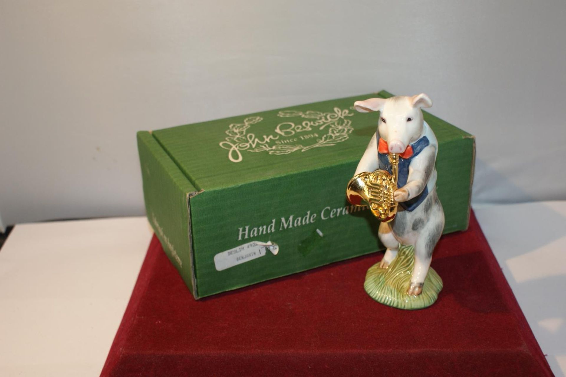 A BOXED BESWICK SPECIAL EDITION BENJAMIN PIG