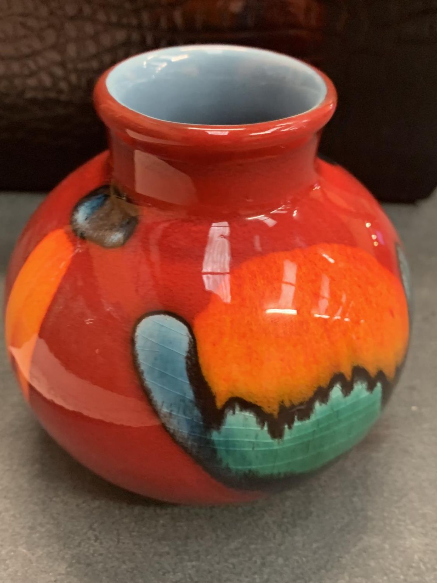 A POOLE VOLCANO VASE H:9CM - Image 2 of 3
