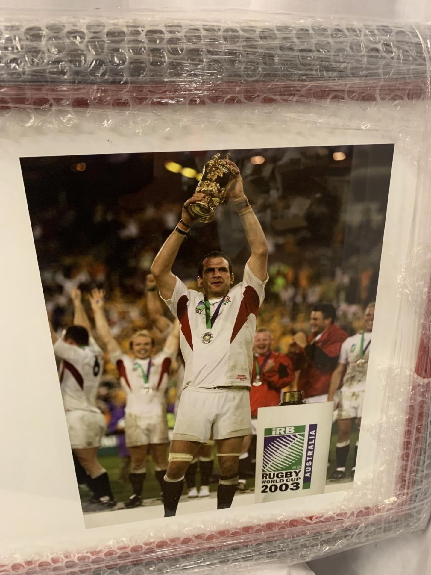 A FRAMED ENGLAND RUGBY WORLD CUP WINNERS 2003 MONTAGE - Image 4 of 4