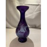 A BELGIUM PURPLE GLASS OVERLAY VASE, DECORATED WITH FLOWERS, SIGNED LEON, HEIGHT 20CM