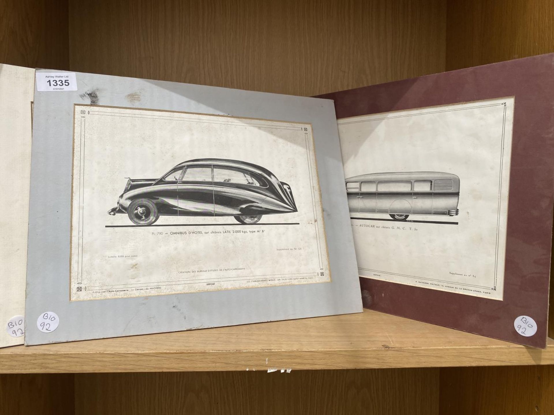 A GROUP OF VINTAGE PRINTS OF AUTOMOBILES - Image 2 of 2