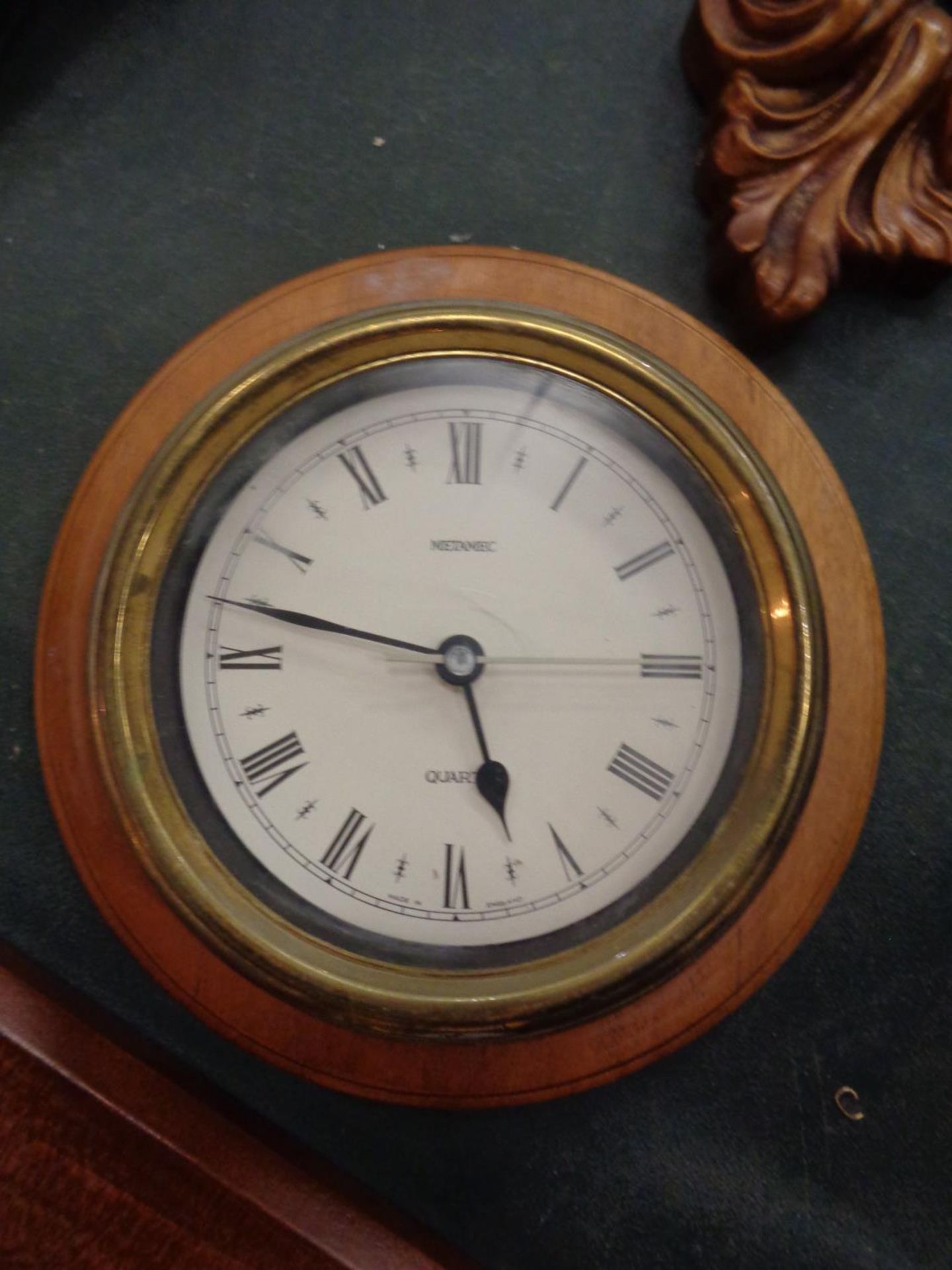 A NAUTICALIA LTD CLOCK AND BAROMETER SET AND TWO FURTHER CLOCKS - Image 5 of 8