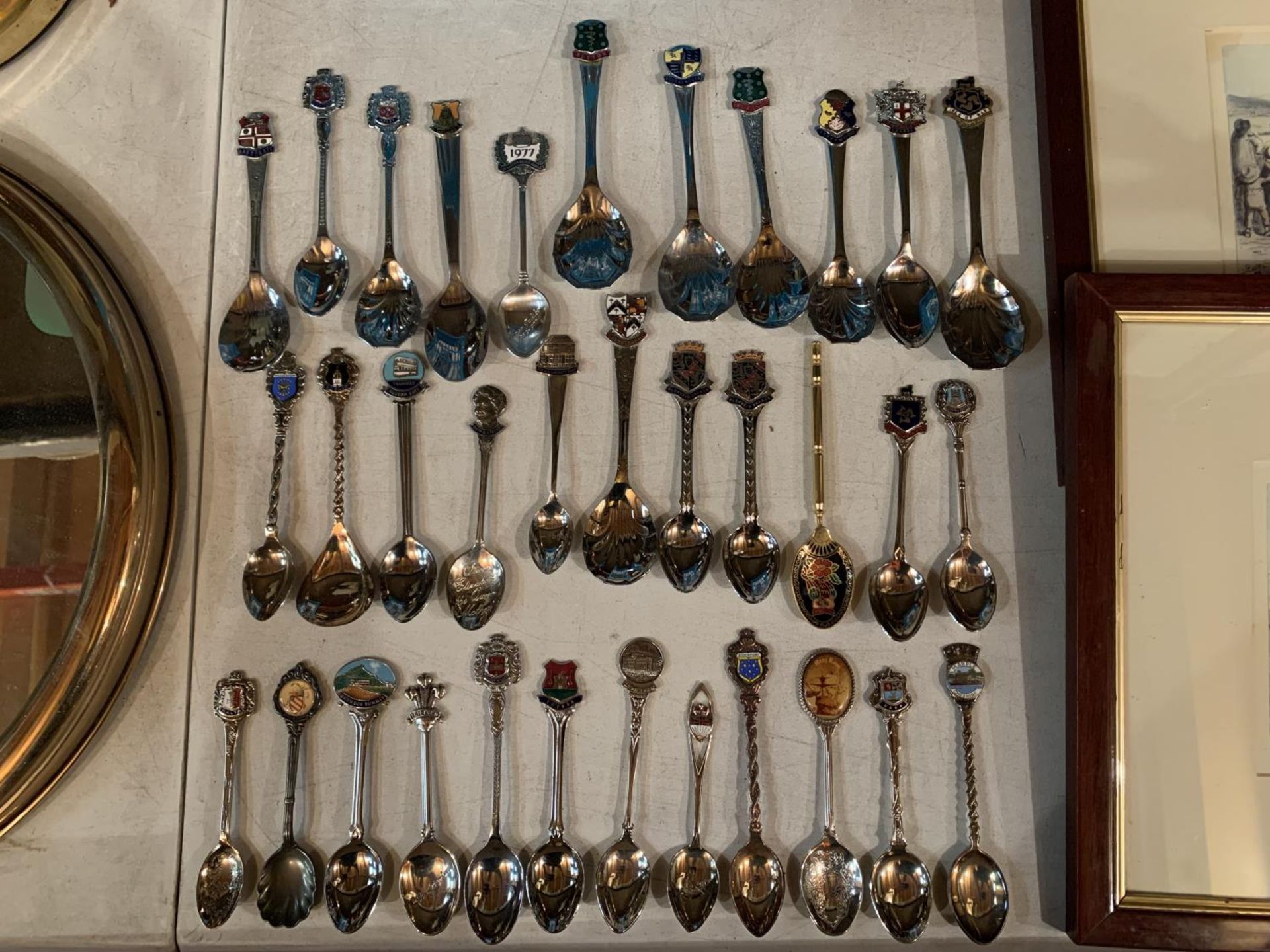 A LARGE COLLECTION OF SOUVENIR SPOONS