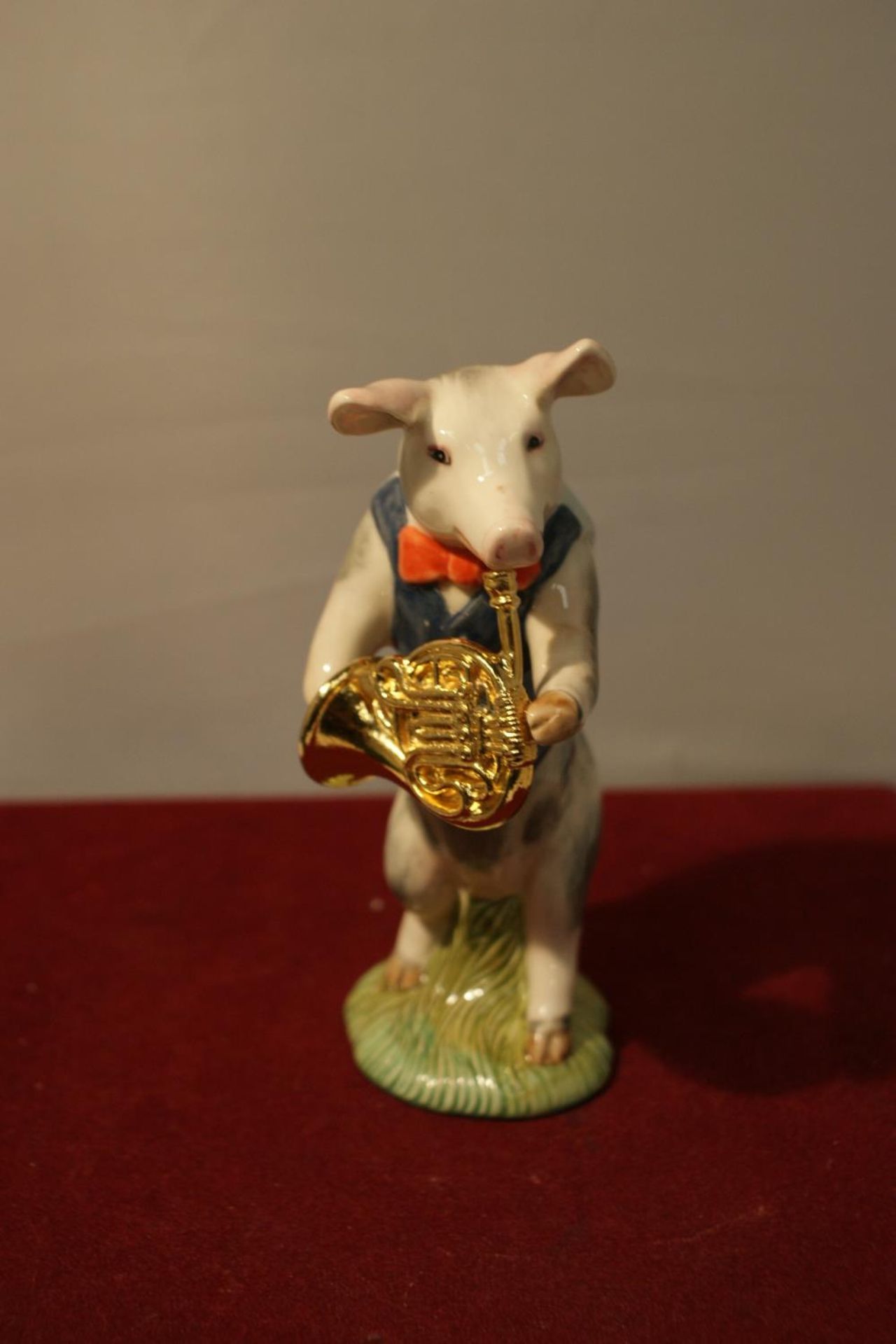 A BOXED BESWICK SPECIAL EDITION BENJAMIN PIG - Image 2 of 5