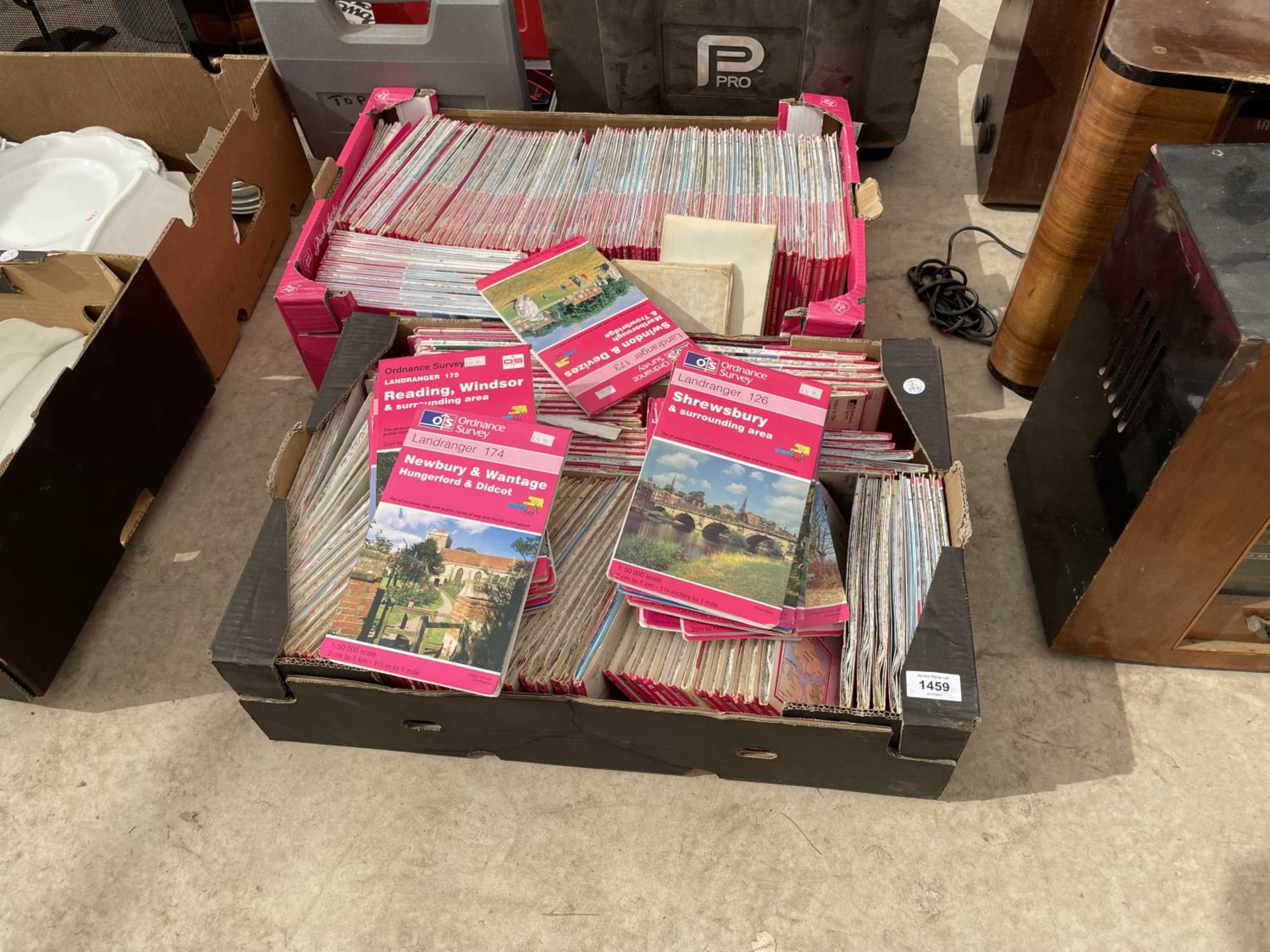 A LARGE QUANTITY OF ORDNANCE SURVEY MAPS OF BRITAIN