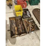 AN ASSORTMENT OF TOOLS TO INCLUDE SPANNERS, A BRACE DRILL AND CHISELS ETC