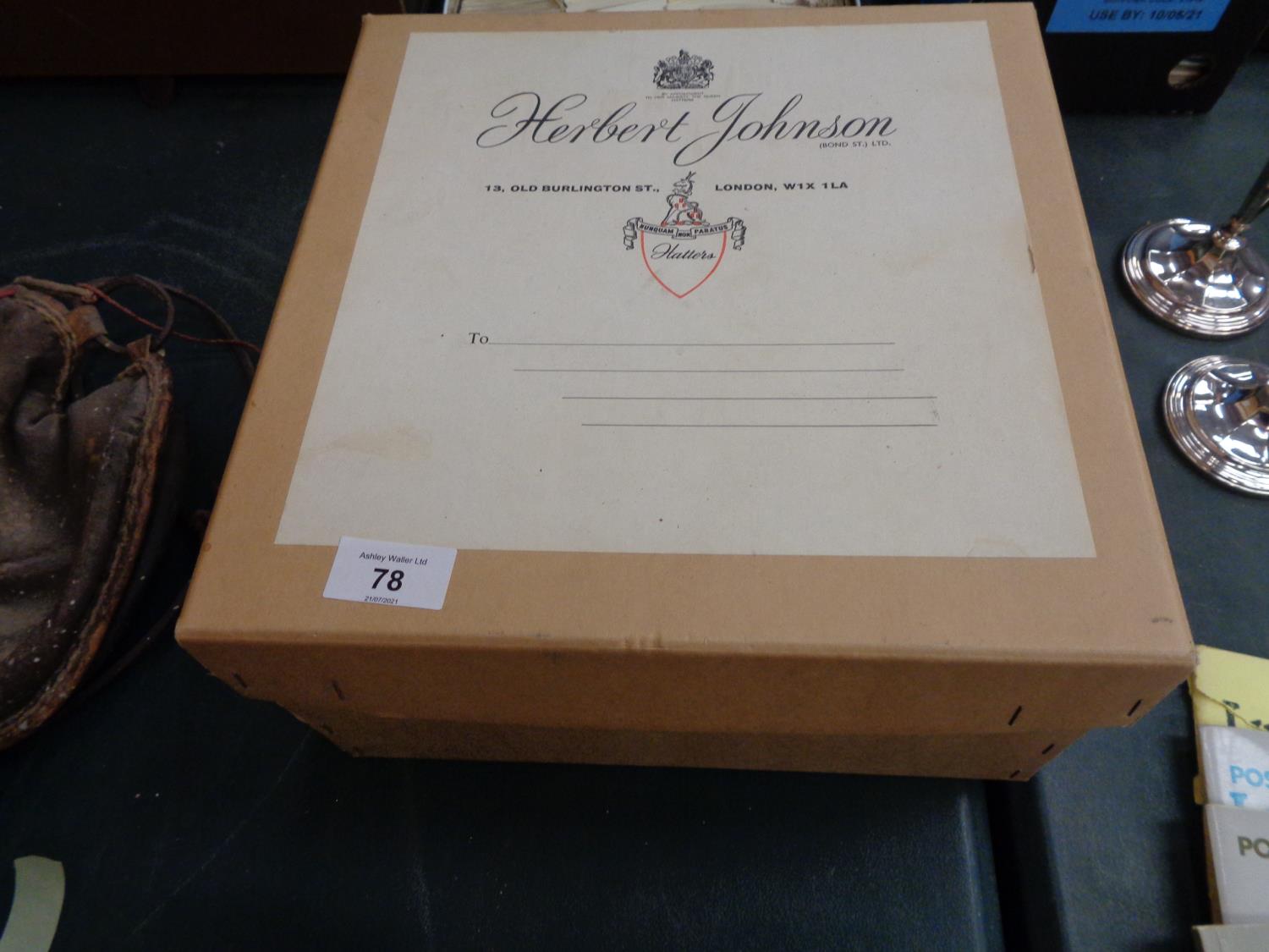 A HERBERT JOHNSON GREY TOP HAT WITH ORIGINAL BOX - Image 4 of 4