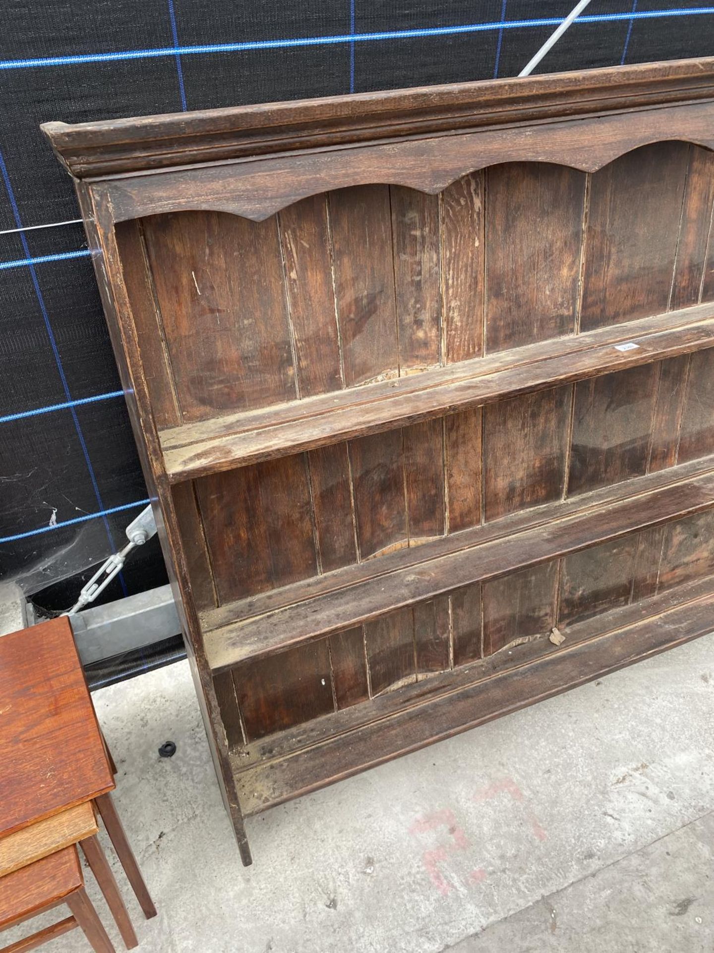 A GEORGE III OAK DRESSER RACK, 64" WIDE, WITH LATER PANELS - Image 2 of 5