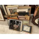 AN ASSORTMENT OF FRAMED AND UNFRAMED PRINTS AND PICTURES