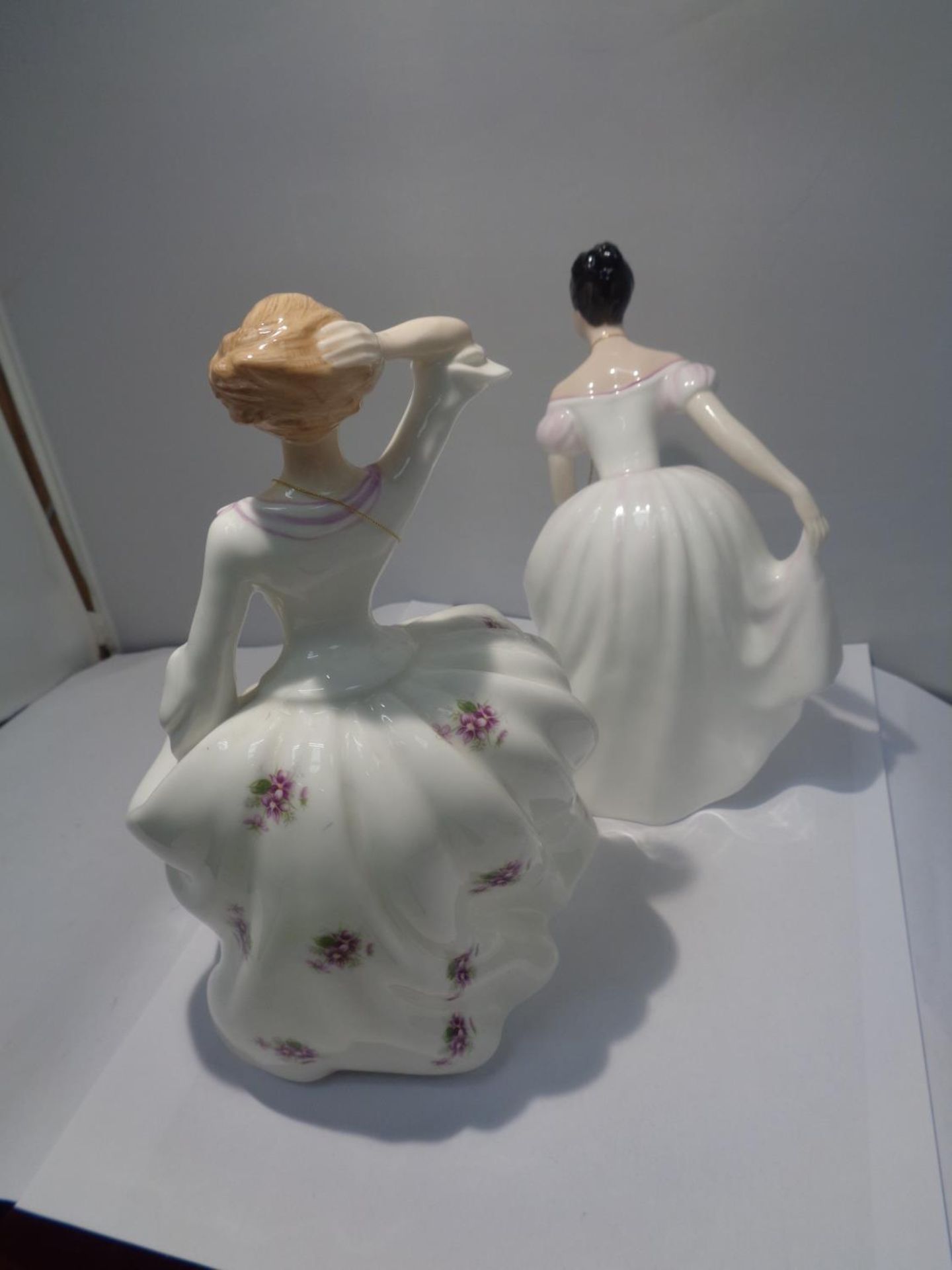 TWO ROYAL DOULTON FIGURINES MAUREEN AND DANIELLE - Image 3 of 5
