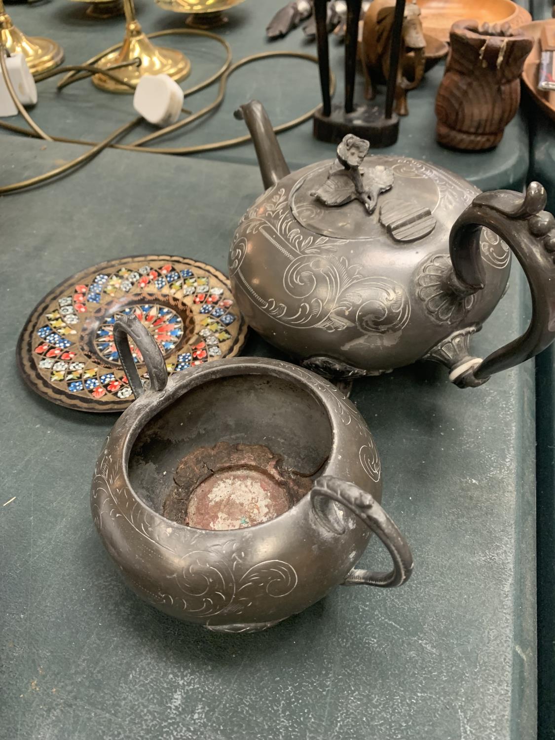 THREE ITEMS TO INCLUDE A DECORATIVE PEWTER TEAPOT AND SUGAR BOWL - Image 2 of 2