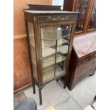 AN EDWARDIAN MAHOGANY INLAID AND PAINTED DISPLAY CABINET, 22" WIDE