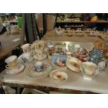 A LARGE SELECTION OF MIXED CERAMICS TO INCLUDE A BESWICK JEMIMA PUDDLEDUCK, MIXED TEAPCUPS AND