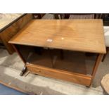 A RETRO TEAK TV/VIDEO UNIT, 32" WIDE