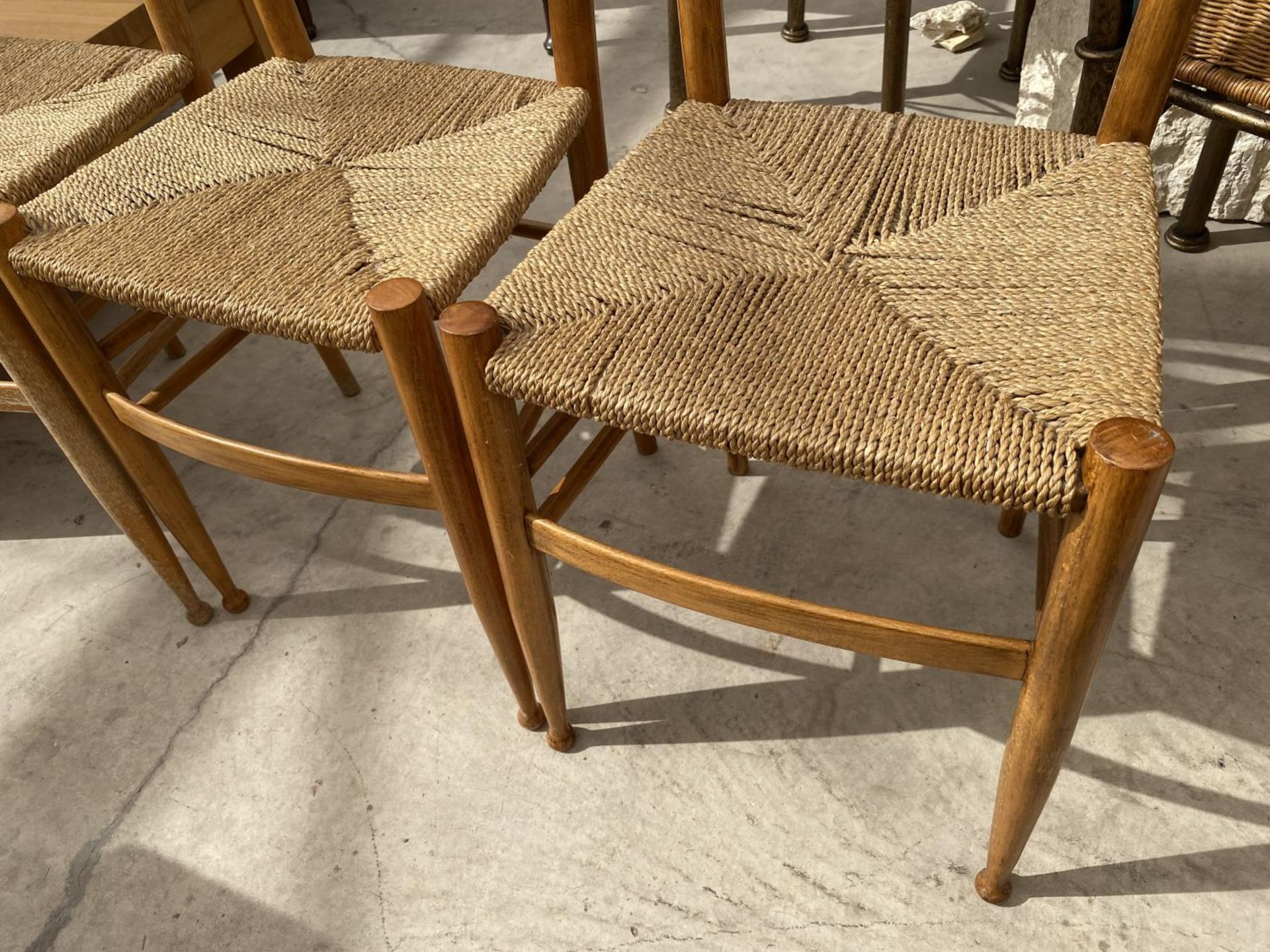 A SET OF THREE RETRO BEECH RATTAN SEATED CHAIRS WITH LADDERBACKS - Image 3 of 4