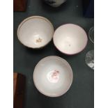 A COLLECTION OF 18TH/19TH CENTURY TEA BOWLS