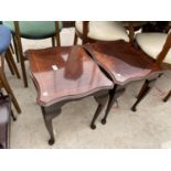 A PAIR OF MAHOGANY AND INLAID LAMP TABLES, 18.5X15.5"