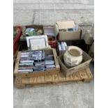 AN ASSORTMENT OF HOUSEHOLD CLEARANCE ITEMS TO INCLUDE CERAMIC WARE AND GLASS WARE ETC