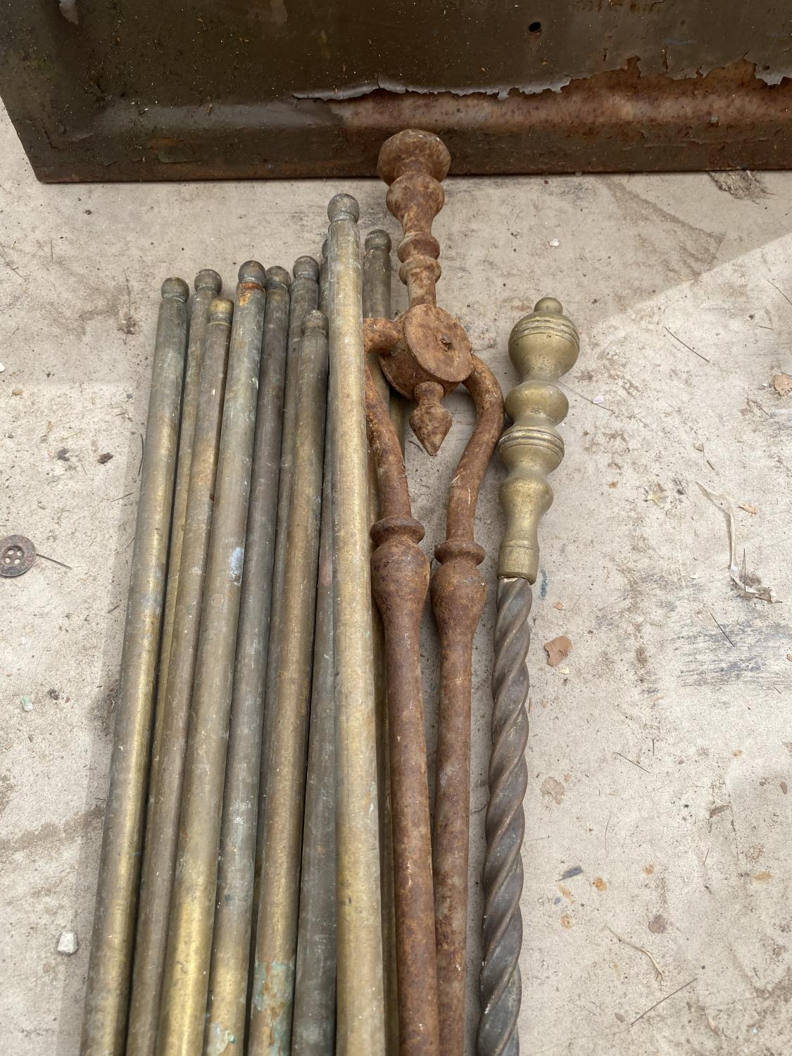 A QUANTITY OF BRASS BARS ANDD A FIRE POKER ETC - Image 4 of 4