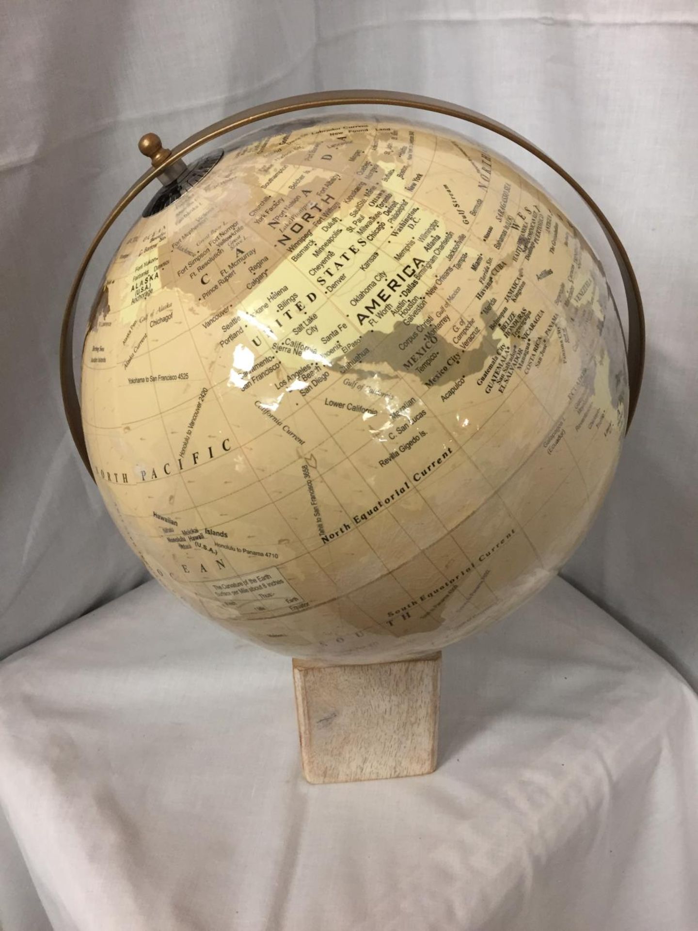 A LARGE GLOBE ON A WOODEN BASE - Image 2 of 3